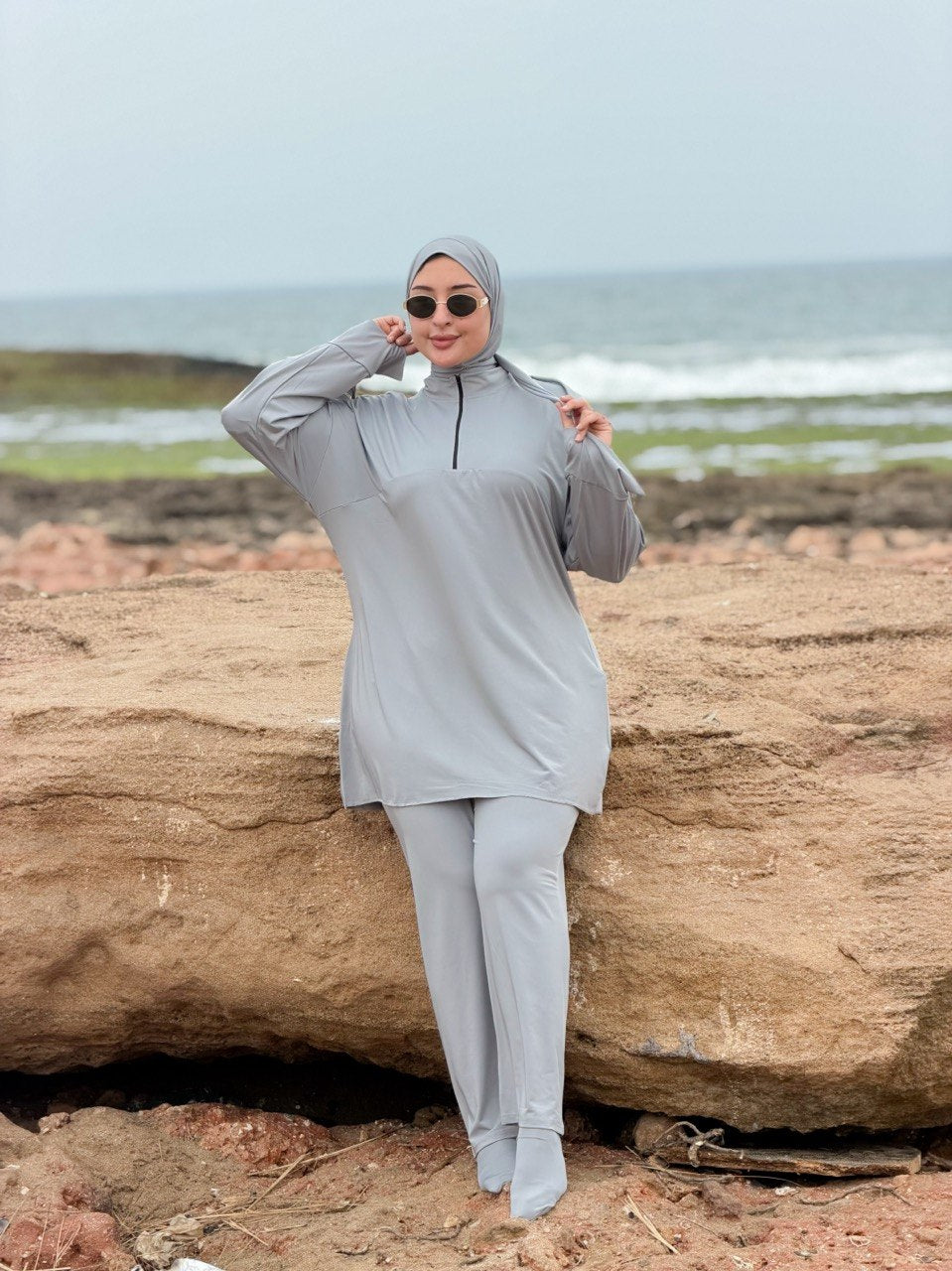 بوركيني طويل أنيق للنساء